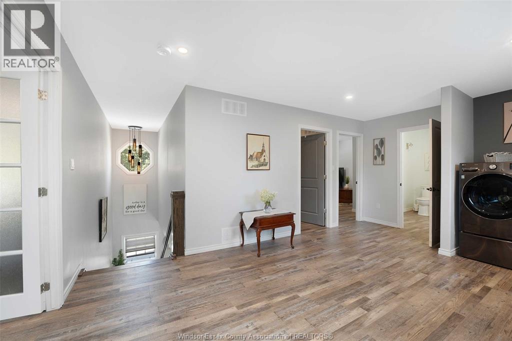 Photo 21 of 112 Washington, Harrow ON