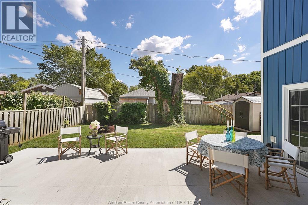 Photo 13 of 112 Washington, Harrow ON