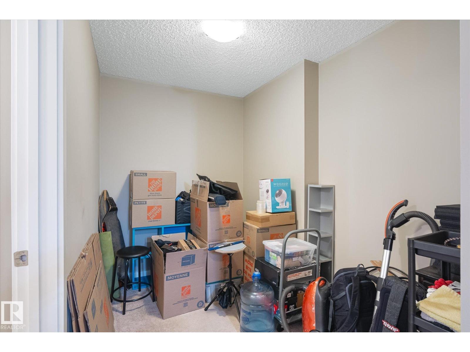 Photo 20 of 120 5816 Mullen Pl Nw, Edmonton AB