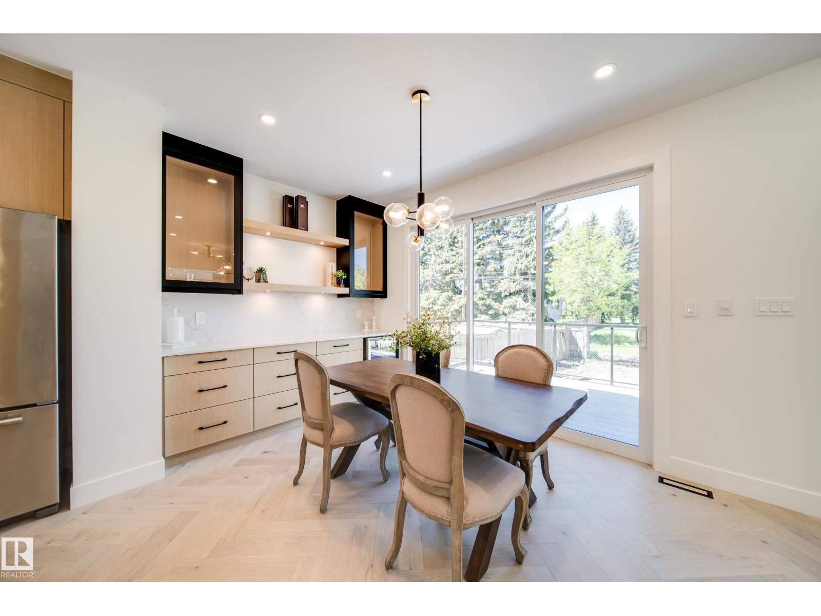 Photo 7 of 7146 119 St Nw, Edmonton AB