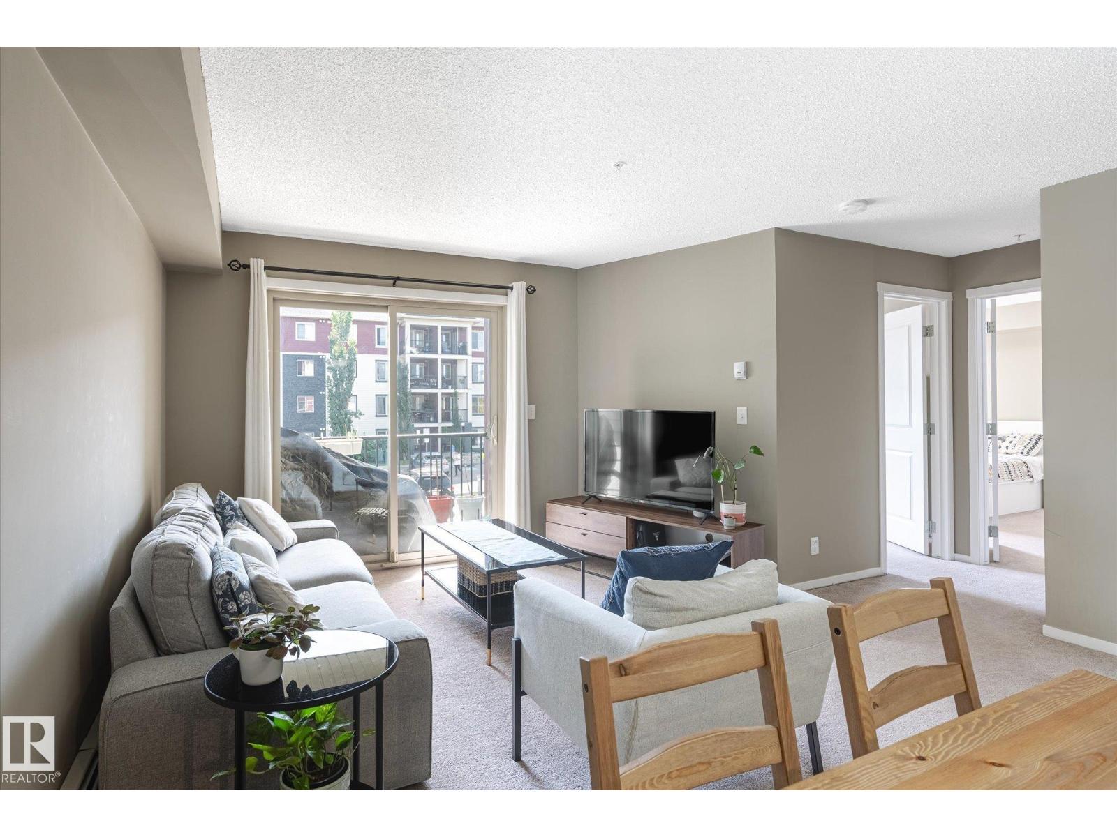 Photo 3 of 204 5804 Mullen Pl Nw, Edmonton AB