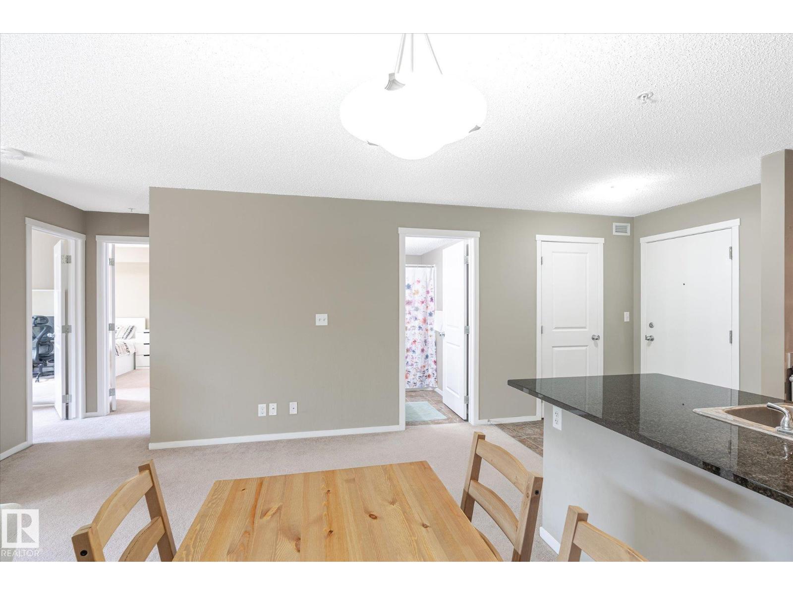 Photo 25 of 204 5804 Mullen Pl Nw, Edmonton AB