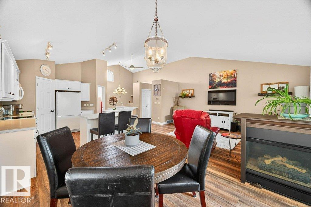 Photo 54 of 3812 42 St Nw, Edmonton AB