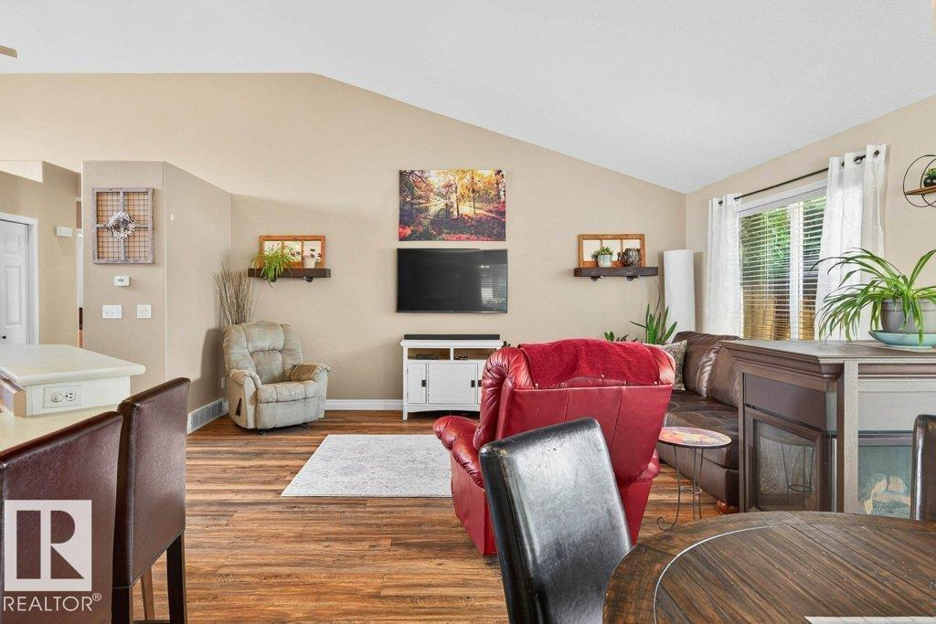 Photo 39 of 3812 42 St Nw, Edmonton AB