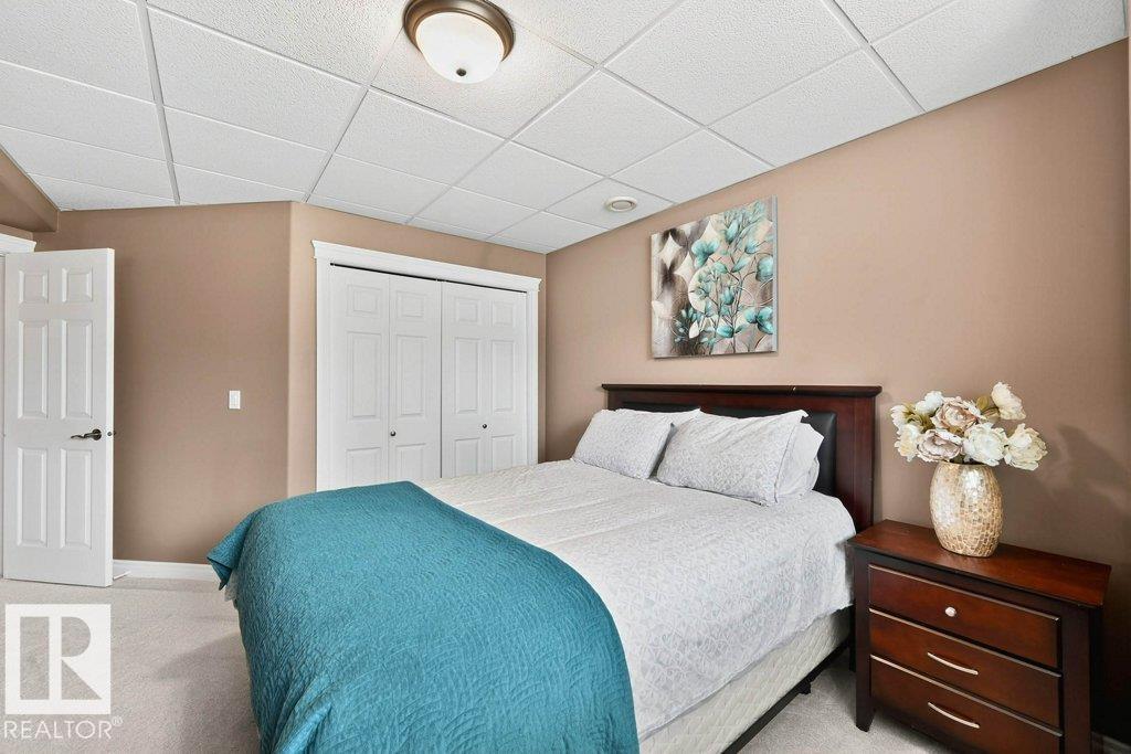 Photo 17 of 3812 42 St Nw, Edmonton AB