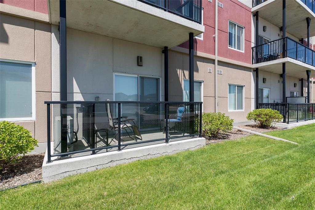 Photo 8 of 106 50 Philip Lee Drive, Winnipeg MB
