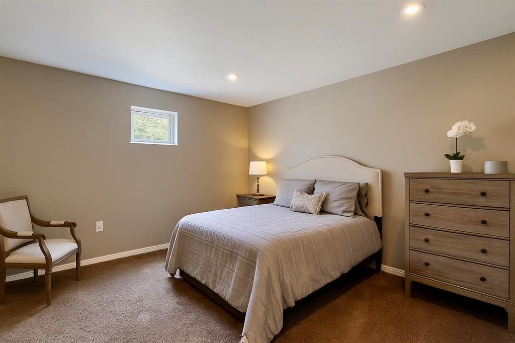 Photo 19 of 28021 Road 37 N Road, Mitchell MB