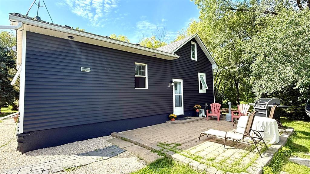 Photo 2 of 28021 Road 37 N Road, Mitchell MB