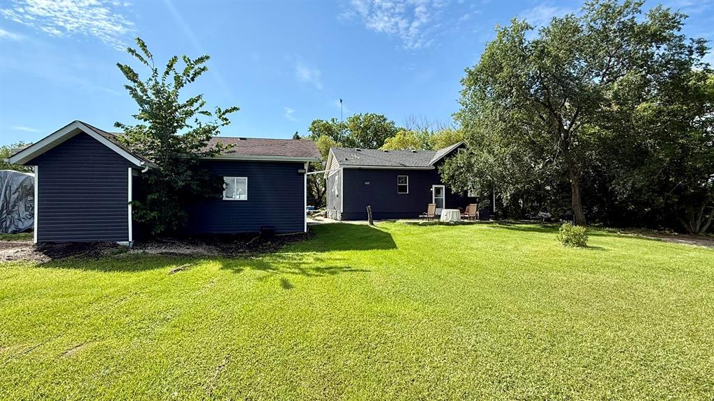 Photo 5 of 28021 Road 37 N Road, Mitchell MB