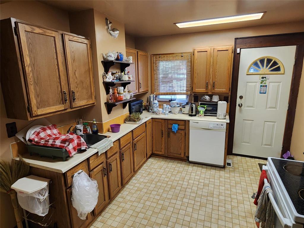 Photo 8 of 317 Rosedale Avenue, Winnipeg MB