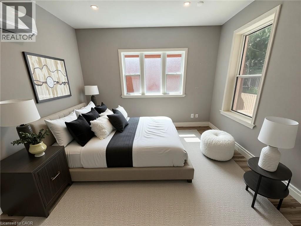 Photo 8 of 200 Holton Avenue S Unit 1, Hamilton ON