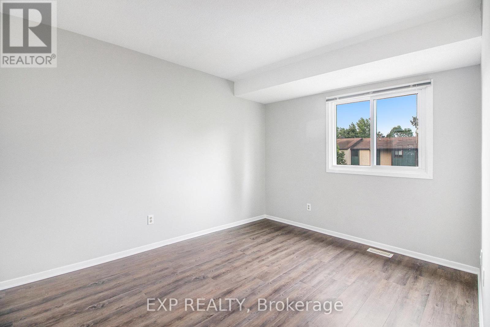 Photo 13 of 1687 Meadowbrook Road, Ottawa ON