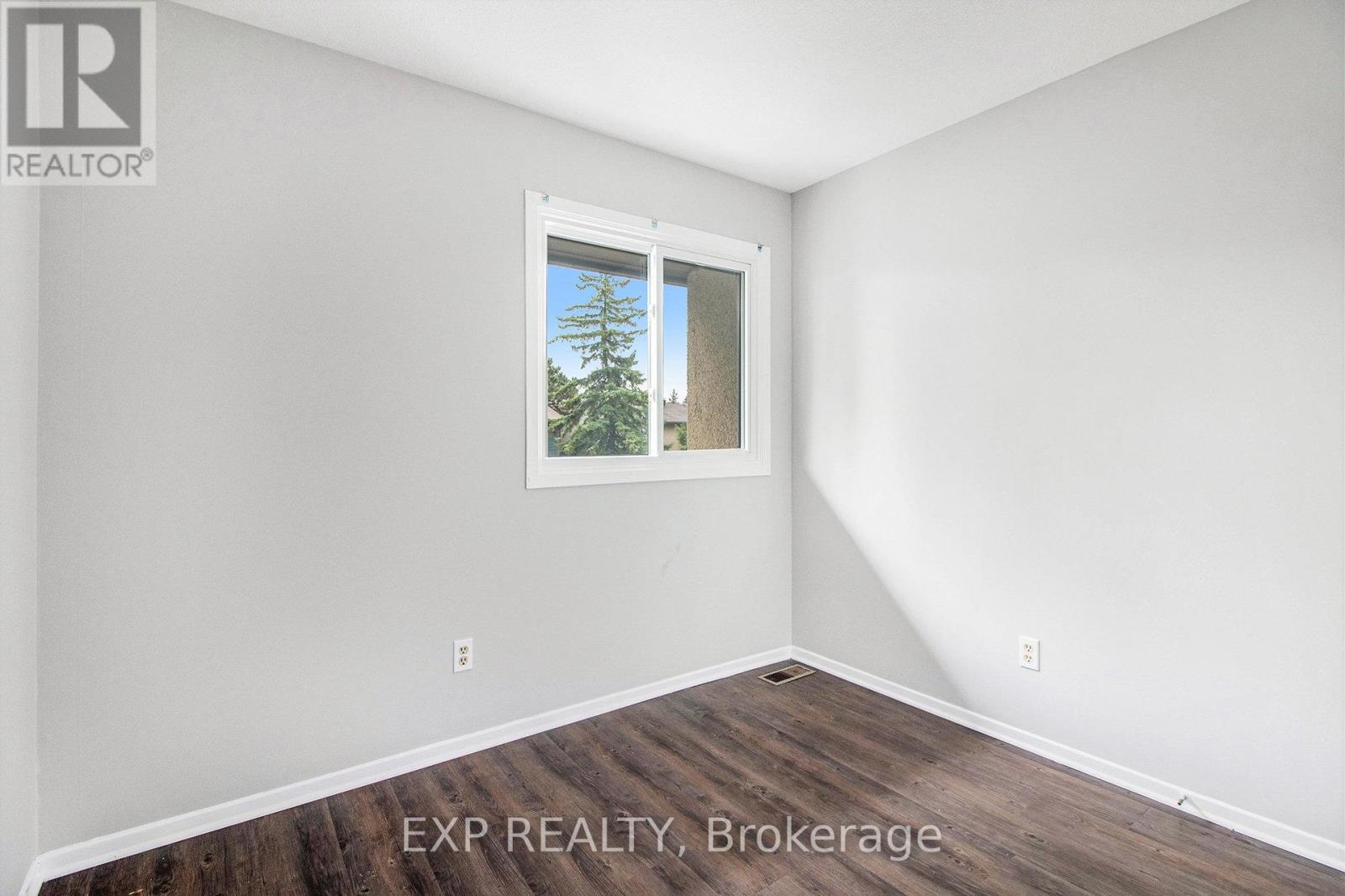 Photo 16 of 1687 Meadowbrook Road, Ottawa ON