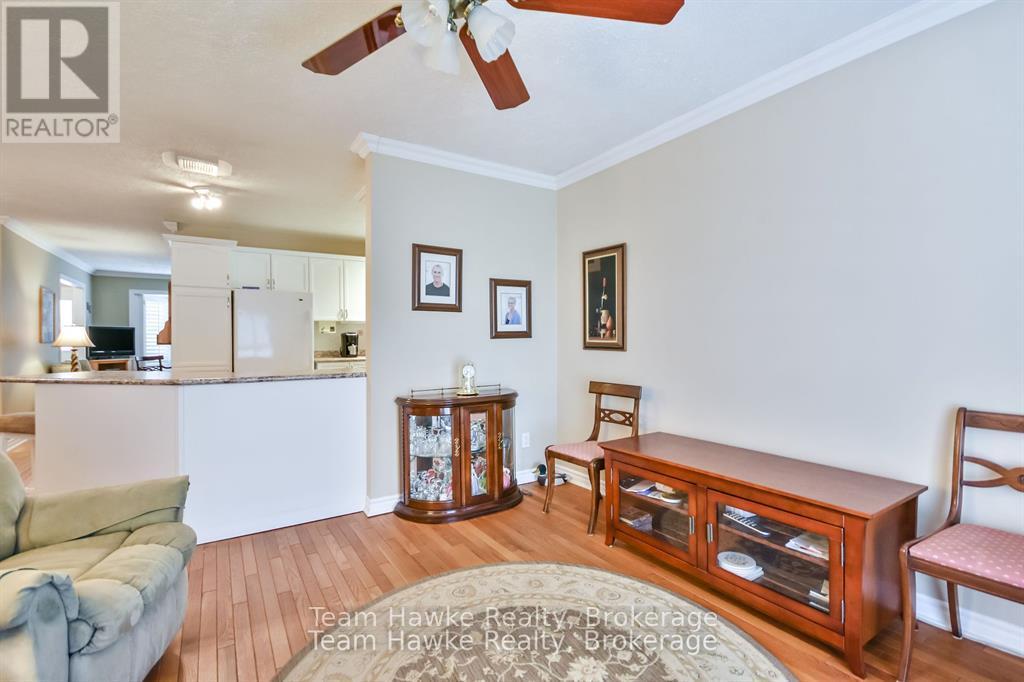 Photo 7 of 20 90 Burke Street, Penetanguishene ON