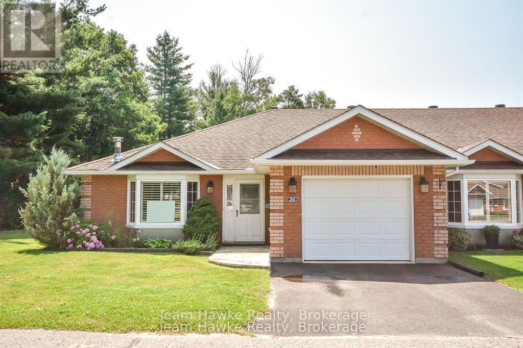 Photo 20 of 20 90 Burke Street, Penetanguishene ON