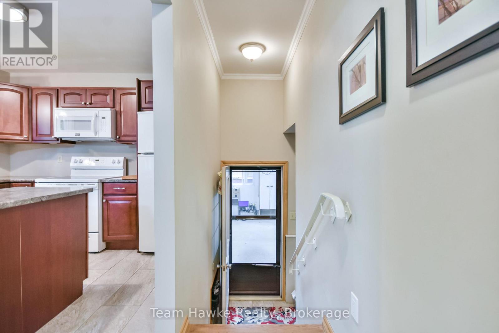 Photo 22 of 1262 Everton Road, Midland ON
