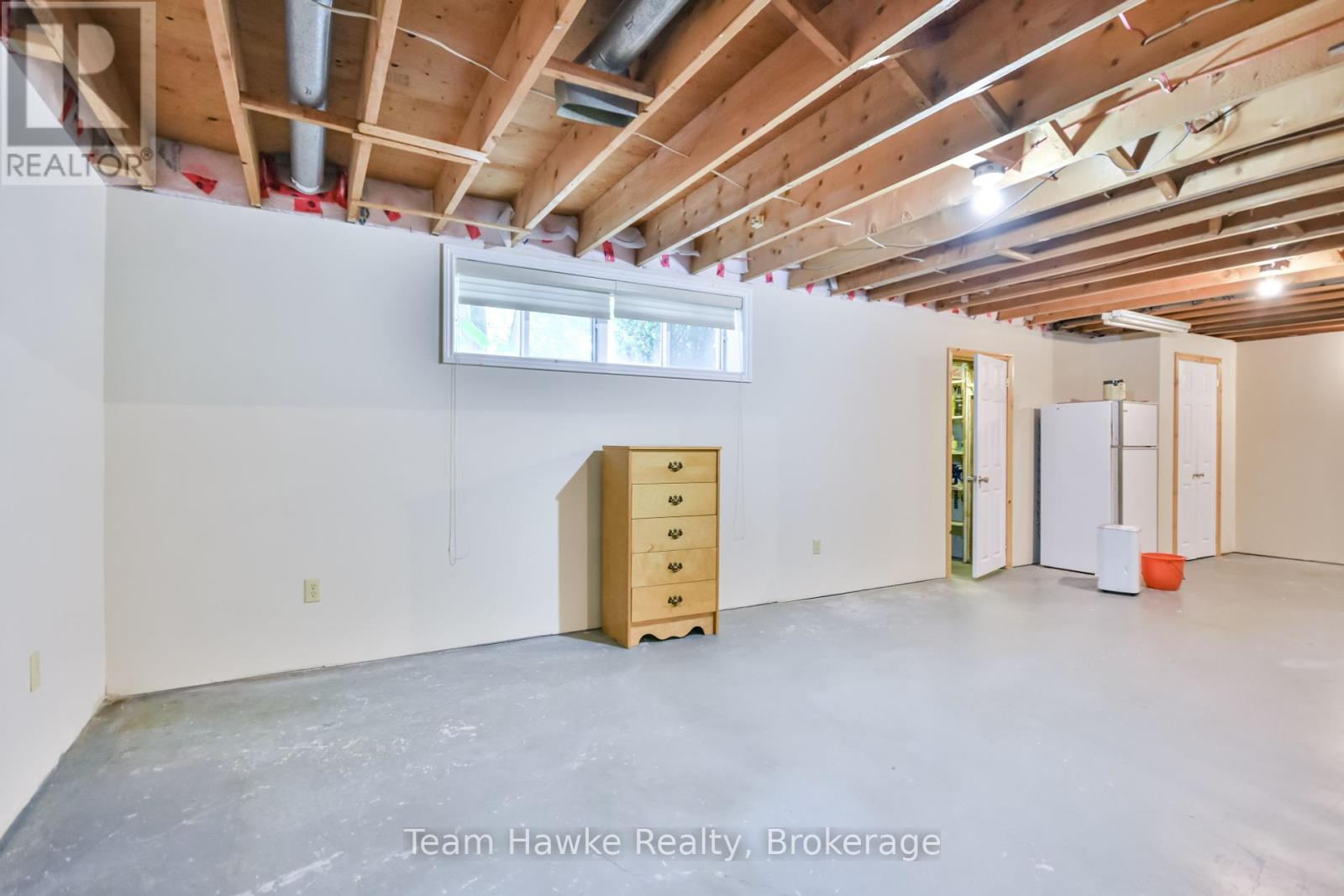 Photo 17 of 1262 Everton Road, Midland ON