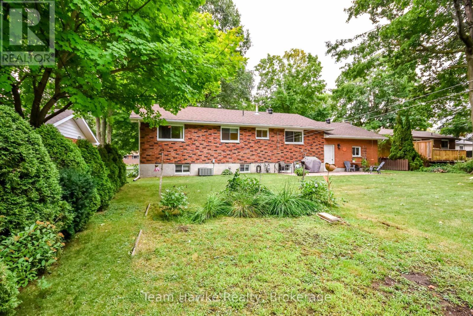 Photo 31 of 1262 Everton Road, Midland ON