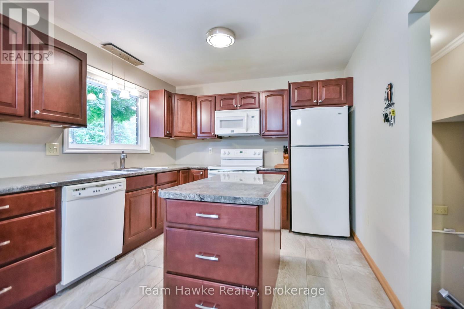 Photo 1 of 1262 Everton Road, Midland ON