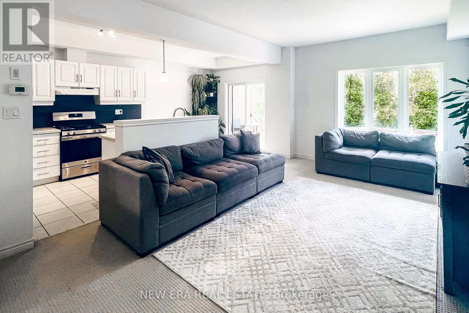 Photo 3 of 63 Dennis Drive, West Lincoln ON