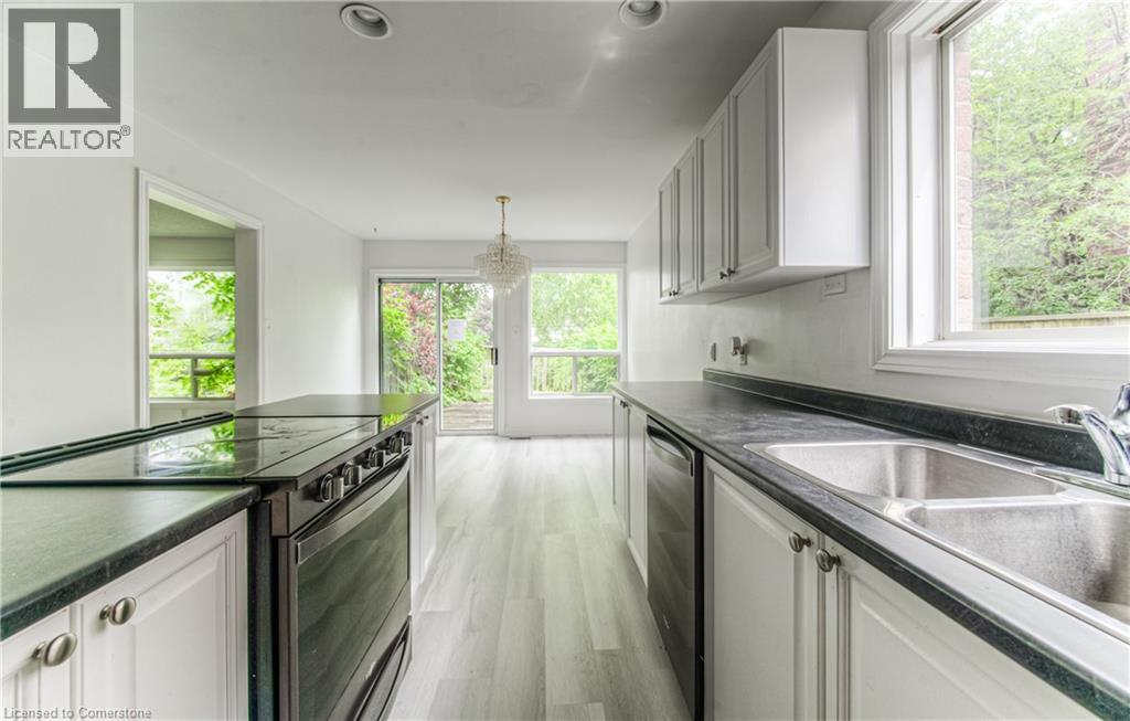 Photo 27 of 383 Burnett Avenue, Cambridge ON