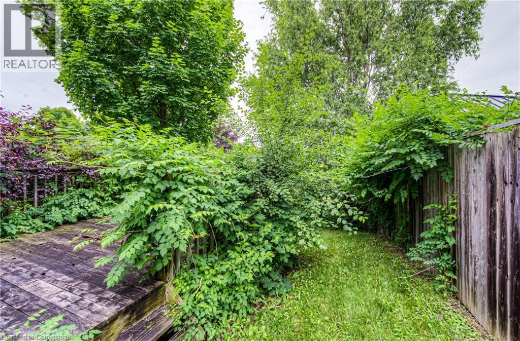 Photo 12 of 383 Burnett Avenue, Cambridge ON