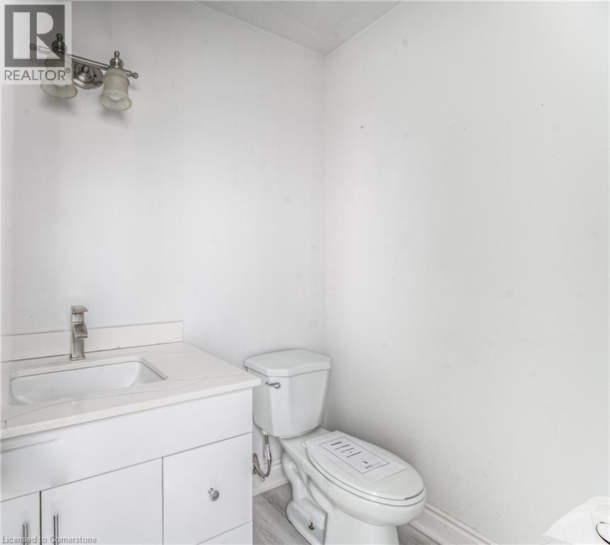 Photo 10 of 383 Burnett Avenue, Cambridge ON