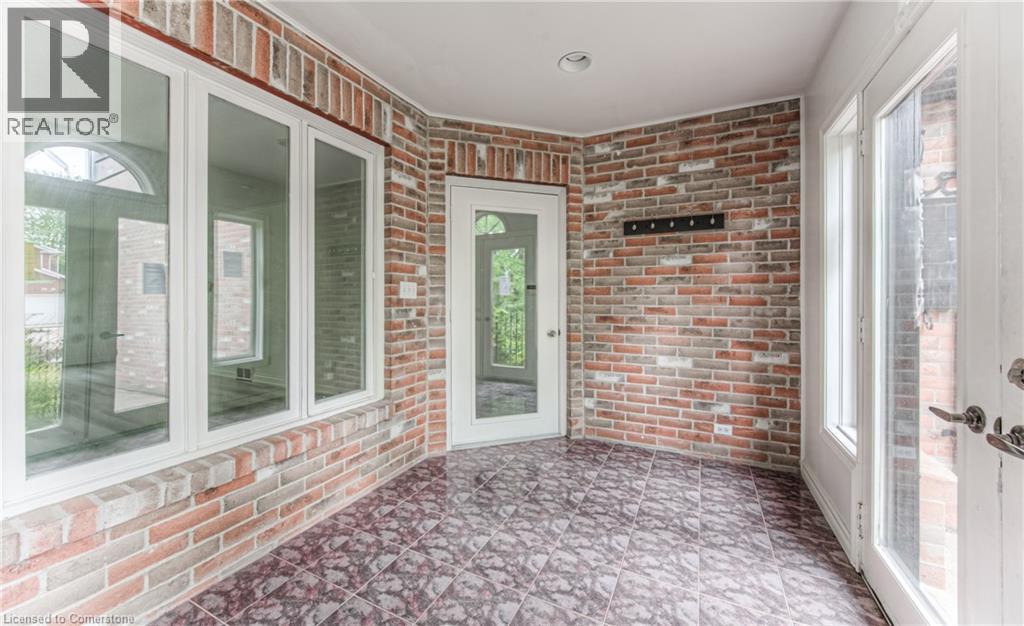 Photo 25 of 383 Burnett Avenue, Cambridge ON