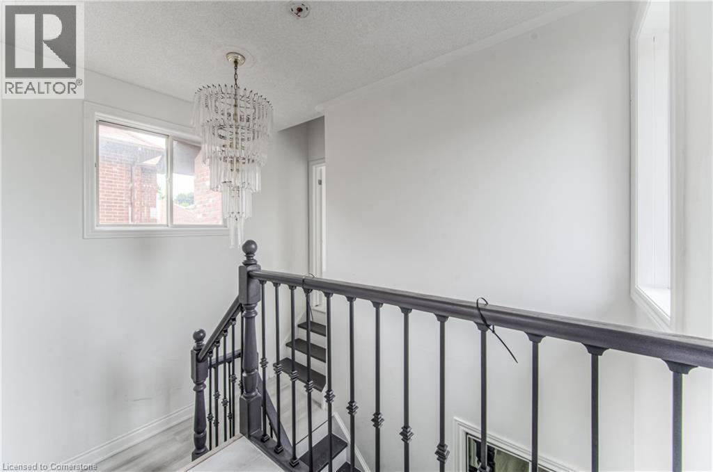 Photo 29 of 383 Burnett Avenue, Cambridge ON