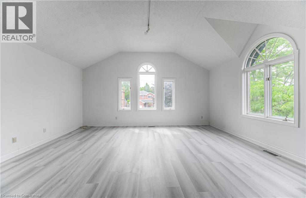 Photo 8 of 383 Burnett Avenue, Cambridge ON