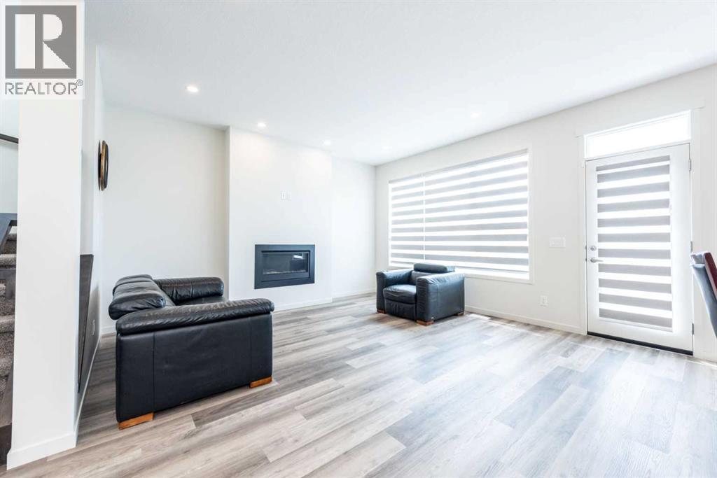 Photo 24 of 340 Magnolia Crescent Se, Calgary AB