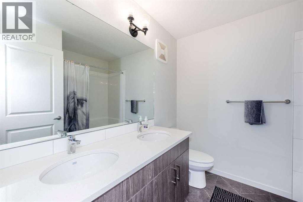 Photo 33 of 340 Magnolia Crescent Se, Calgary AB