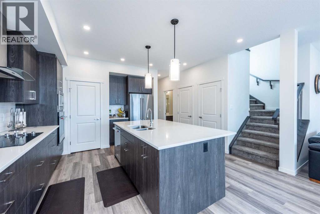 Photo 26 of 340 Magnolia Crescent Se, Calgary AB