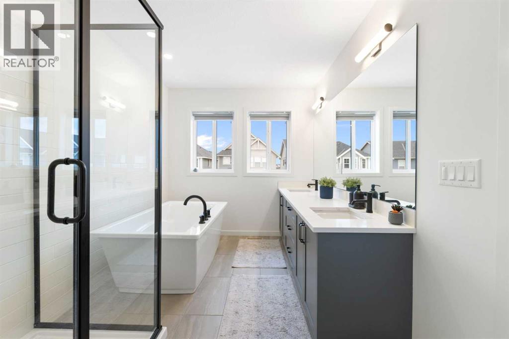 Photo 20 of 352 Copperhead Way, Calgary AB