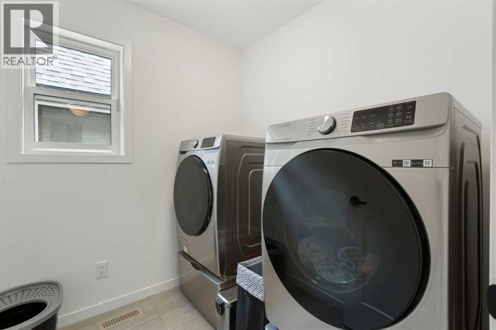 Photo 26 of 352 Copperhead Way, Calgary AB