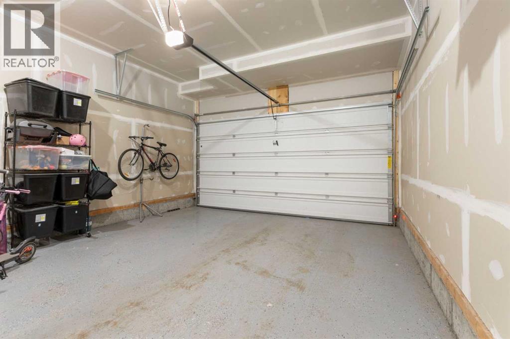 Photo 36 of 352 Copperhead Way, Calgary AB