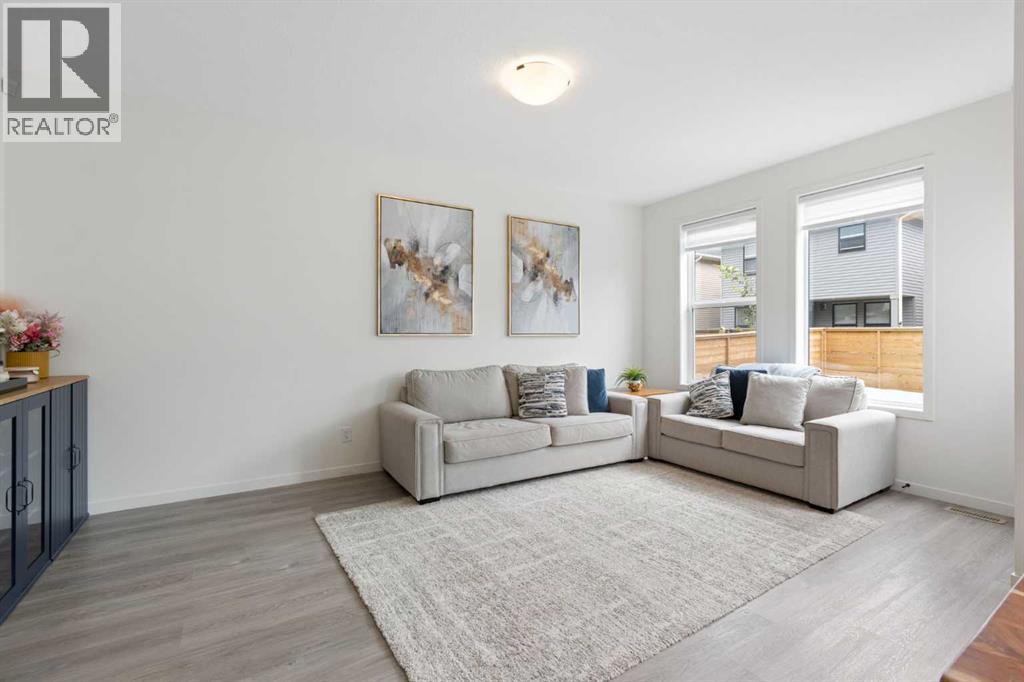 Photo 12 of 352 Copperhead Way, Calgary AB