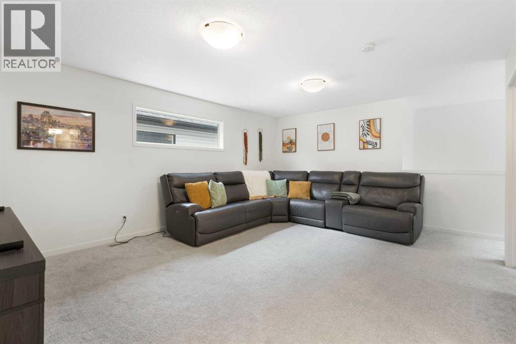 Photo 25 of 352 Copperhead Way, Calgary AB