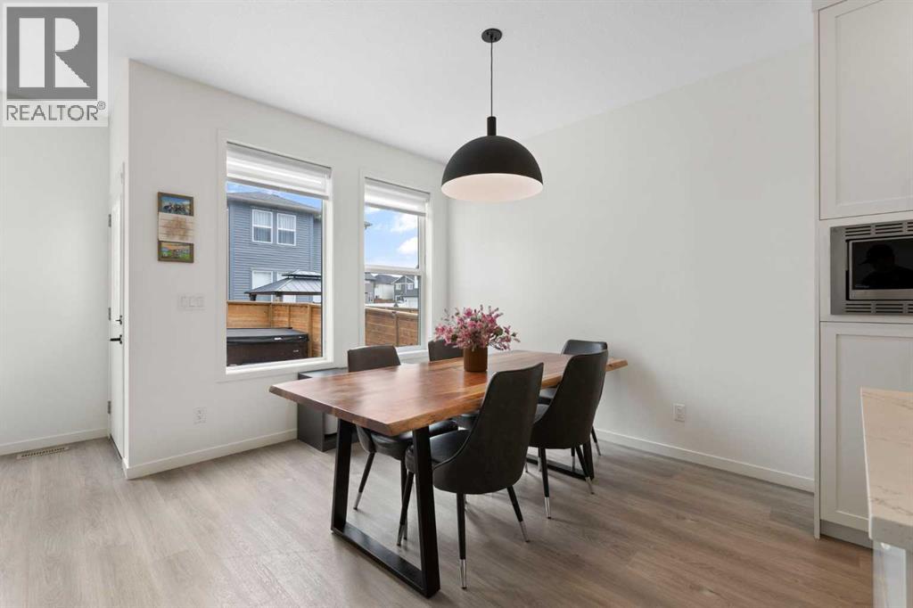 Photo 10 of 352 Copperhead Way, Calgary AB