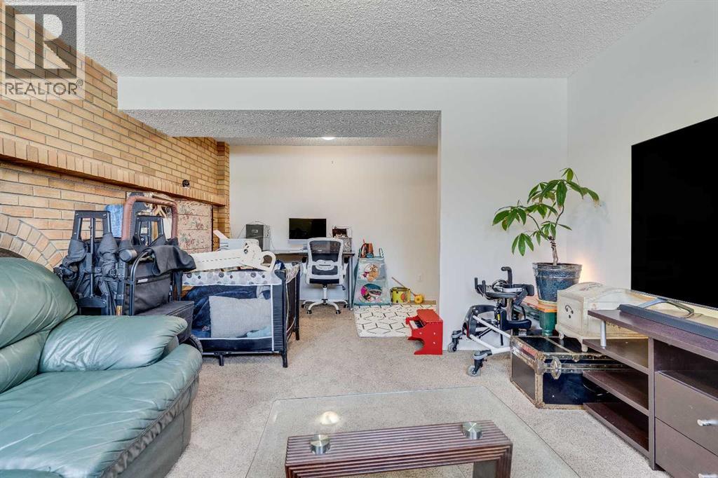 Single Family House Bi-level for Sale in  Manora Drive NE Marlborough Park Calgary 
