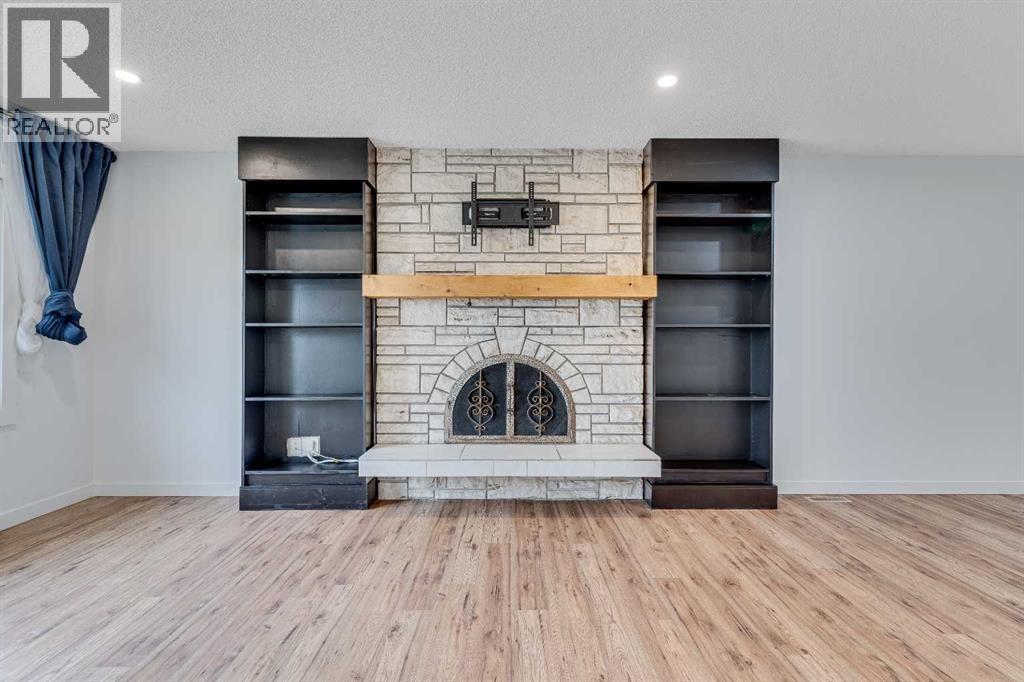 Single Family House Bi-level for Sale in  Manora Drive NE Marlborough Park Calgary 