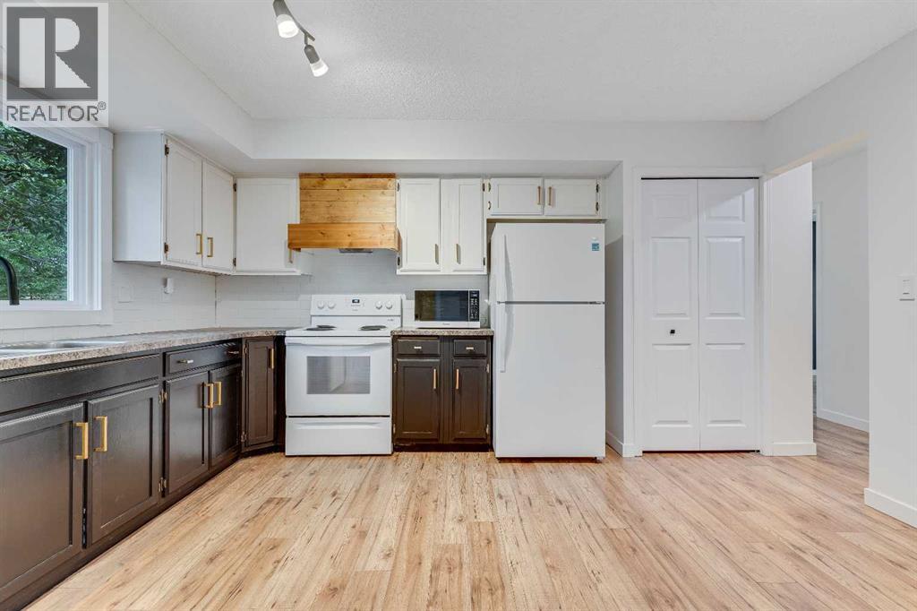 Single Family House Bi-level for Sale in  Manora Drive NE Marlborough Park Calgary 