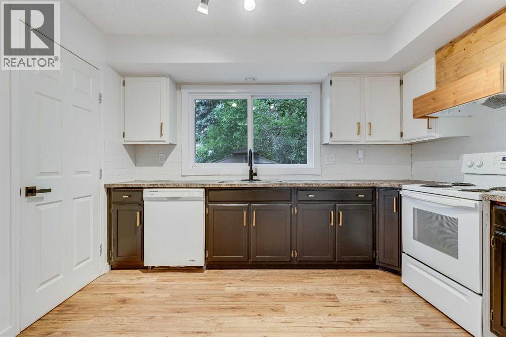 Single Family House Bi-level for Sale in  Manora Drive NE Marlborough Park Calgary 