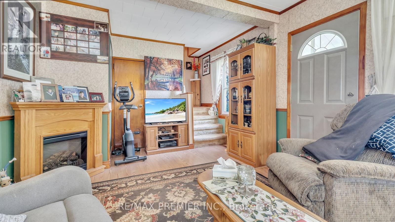 Photo 13 of 2059 Maple Grove Road, Clarington ON