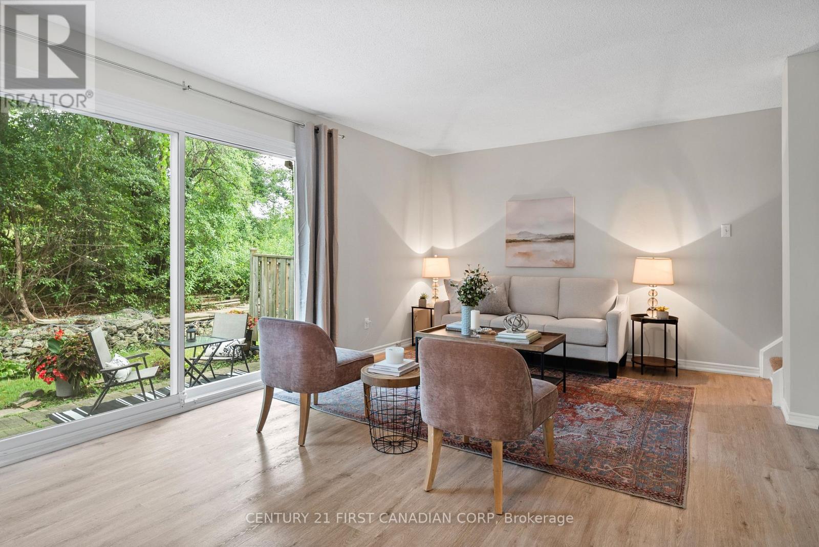 Photo 5 of 56 120 Centre Street, London South ON