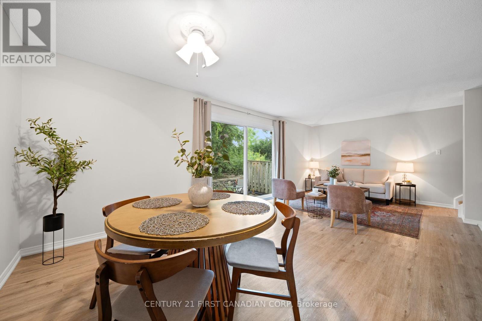 Photo 6 of 56 120 Centre Street, London South ON