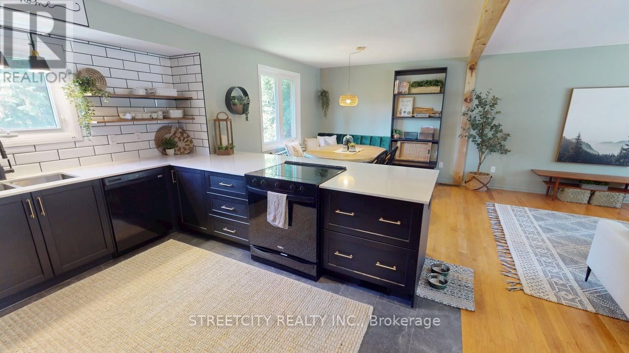 Photo 14 of 10 Milford Crescent, London North ON