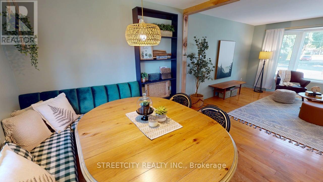 Photo 16 of 10 Milford Crescent, London North ON