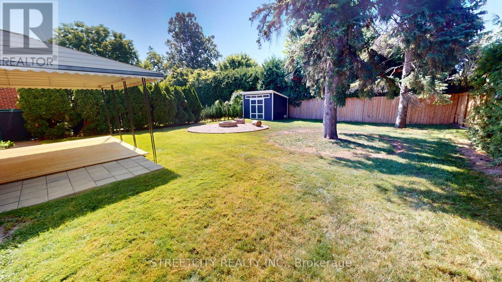 Photo 38 of 10 Milford Crescent, London North ON