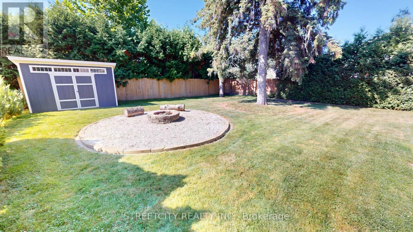 Photo 39 of 10 Milford Crescent, London North ON